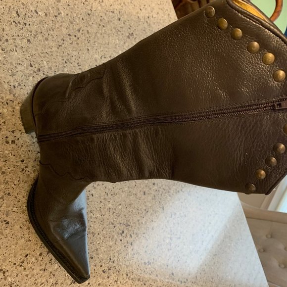 Women's Brown Leather Cowboy Boots - Picture 7 of 8